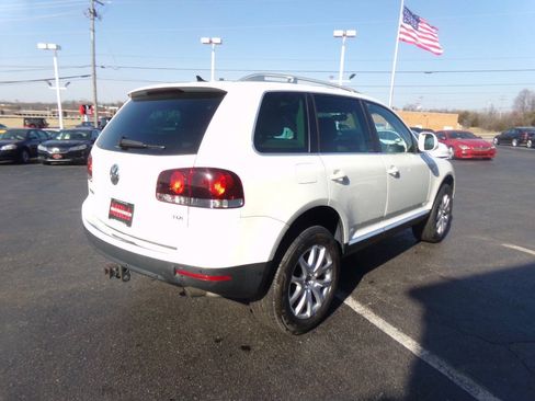 Used 2009 Volkswagen Touareg V6 AWD/4WD image 5