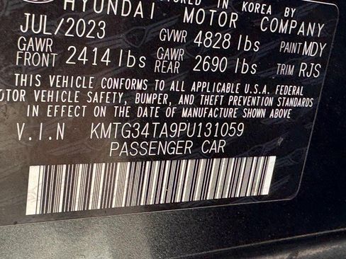 Used 2023 Genesis G70 2.0T AWD/4WD image 24