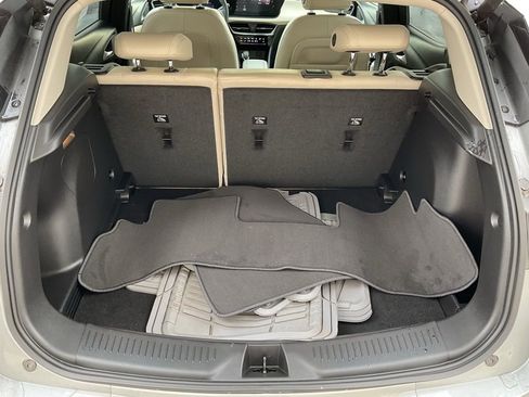 Used 2024 Buick Encore GX Avenir w/ Avenir Convenience Package FWD image 21
