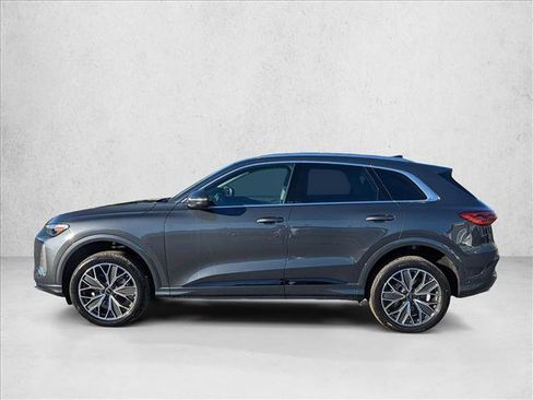 New 2025 Audi Q5 Premium Plus image 9