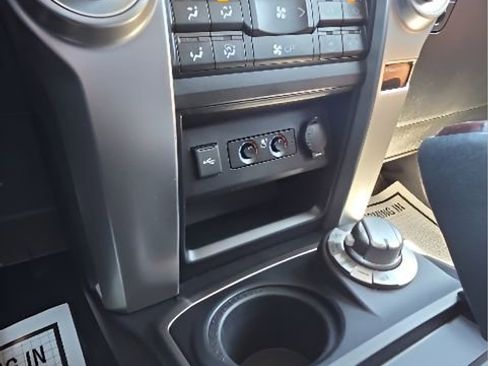 Used 2023 Toyota 4Runner Limited AWD/4WD image 32