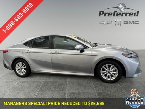 Used 2025 Toyota Camry LE FWD image 8
