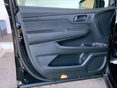 New 2026 Honda Odyssey EX-L image 10