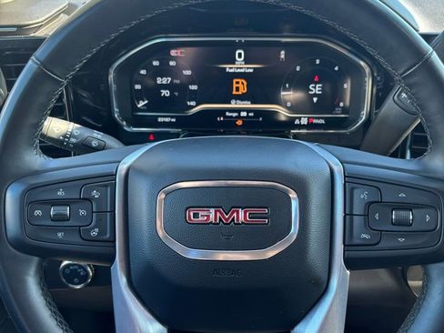 Used 2024 GMC Sierra 1500 SLE image 13