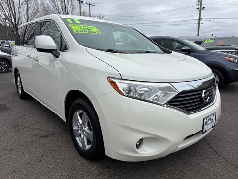 Used 2015 Nissan Quest SV image 3