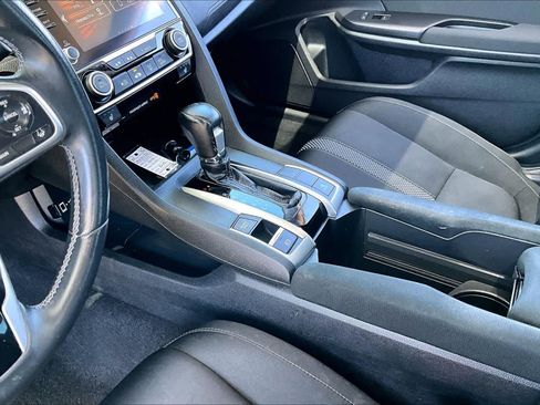 Used 2021 Honda Civic EX image 16