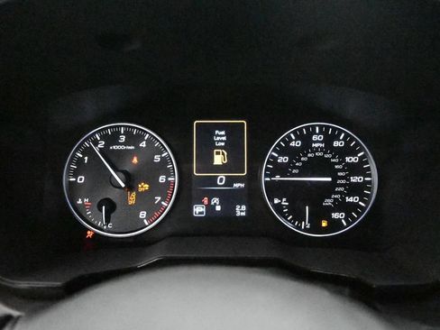 Used 2025 Subaru Outback Premium w/ Popular Package #1 AWD/4WD image 11