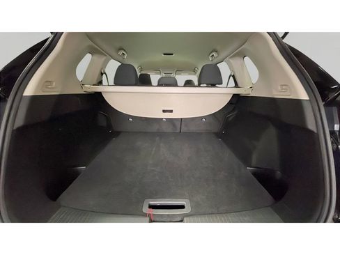 Used 2023 Nissan Rogue S AWD/4WD image 16