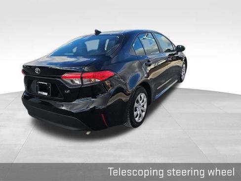 Used 2024 Toyota Corolla LE image 20
