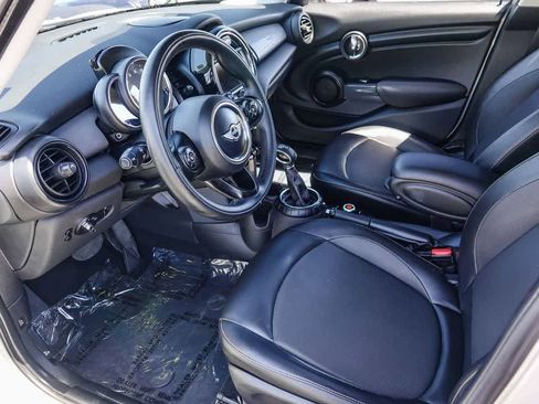 Used 2015 MINI Cooper 4-Door Hardtop FWD image 16