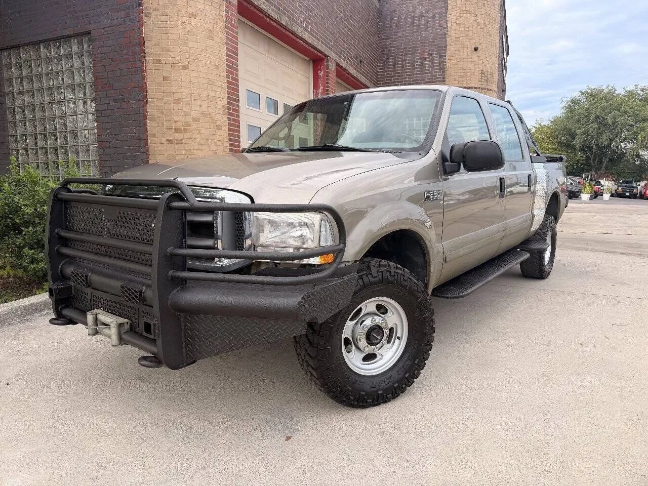 Used 2001 Ford F250 4x4 Crew Cab Super Duty image 2