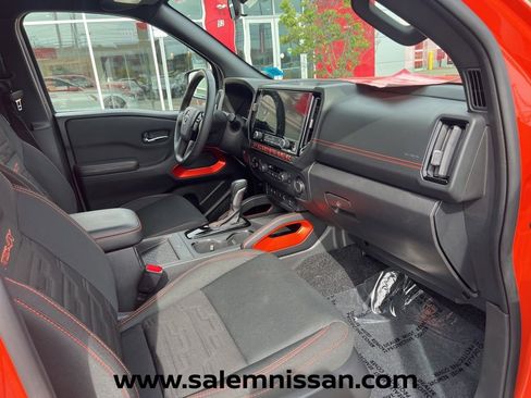 Certified 2025 Nissan Frontier PRO-4X w/ Pro Convenience Package AWD/4WD image 22