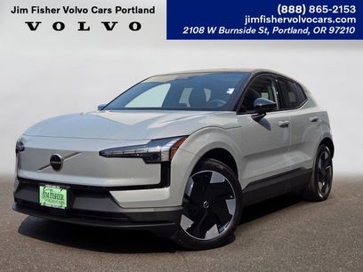 Certified 2025 Volvo EX30 Plus w/ Protection Package Premier