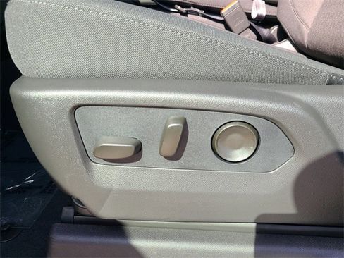 New 2026 Chevrolet Silverado 1500 Custom image 23