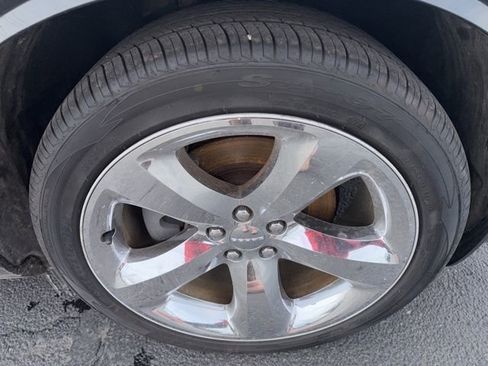 Used 2014 Dodge Challenger SXT w/ Super Sport Group (SS/T) image 23