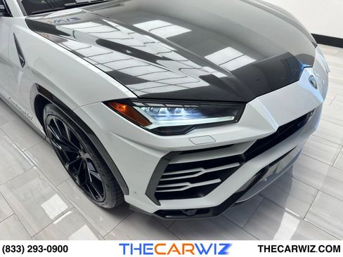 Used 2020 Lamborghini Urus image 46