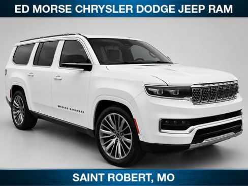 Used 2023 Jeep Grand Wagoneer L Series III AWD/4WD image 1