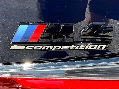 Used 2023 BMW M4 xDrive Competition w/ M Carbon Exterior Package AWD/4WD image 10