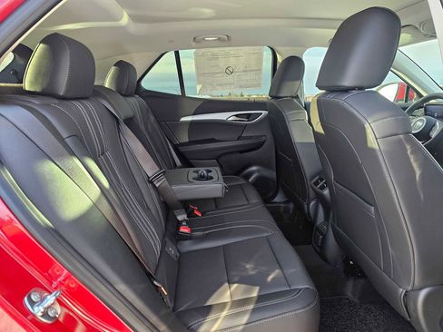 New 2025 Buick Envision Avenir image 11