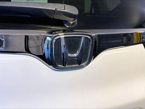 Used 2022 Honda CR-V Touring image 33