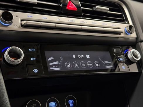 New 2026 Genesis G70 2.5T image 20