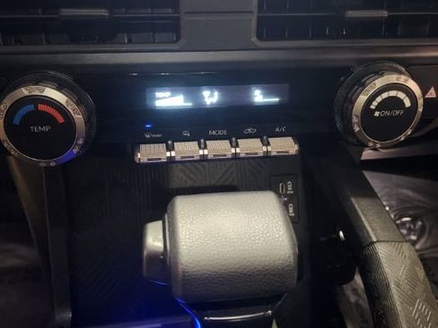 Used 2024 Toyota Tacoma SR image 12