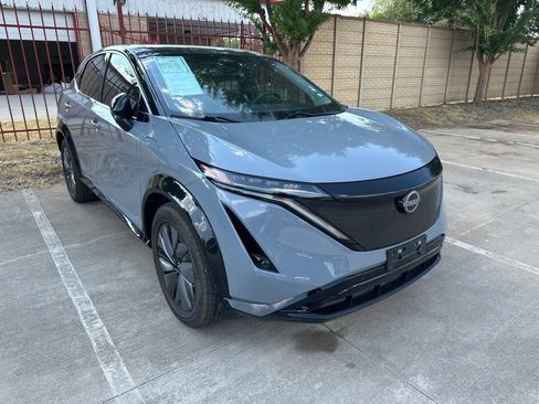 Certified 2023 Nissan Ariya FWD image 1
