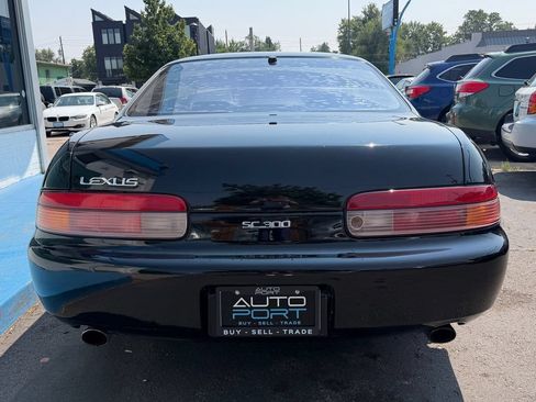 Used 1995 Lexus SC 300 Coupe RWD image 3