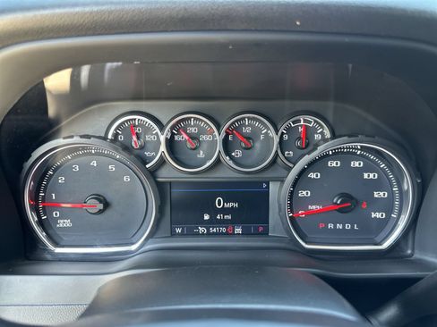 Used 2022 Chevrolet Silverado 1500 LT Trail Boss w/ Safety Package AWD/4WD image 12