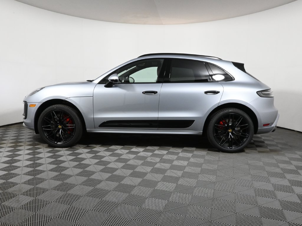 Used 2026 Porsche Macan GTS AWD/4WD image 2