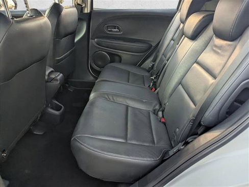 Used 2021 Honda HR-V EX-L image 17