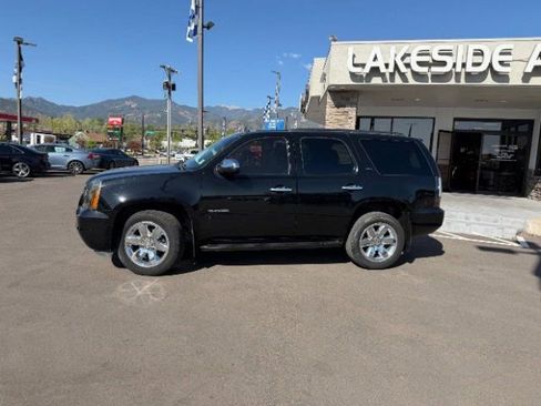 Used 2012 GMC Yukon SLT w/ SLT Chrome Package AWD/4WD image 7