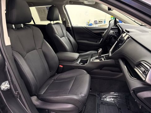 Used 2021 Subaru Outback Limited image 23