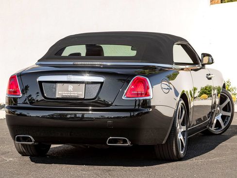 Certified 2018 Rolls-Royce Dawn RWD image 2