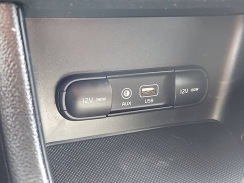 Used 2018 Kia Sportage LX AWD/4WD image 17