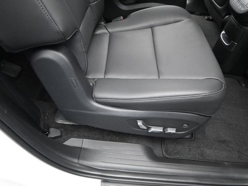 New 2026 Hyundai Ioniq 9 Limited image 40