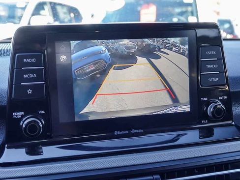 Certified 2022 Kia Seltos LX image 20