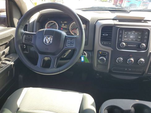 Used 2018 RAM 1500 Express image 19