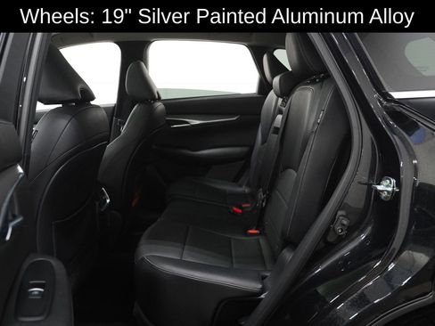 Used 2022 INFINITI QX50 Luxe image 17