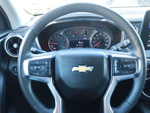 Used 2025 Chevrolet Blazer LT image 21