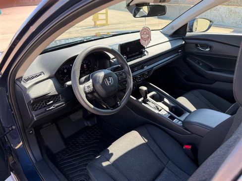Used 2023 Honda Accord EX image 28
