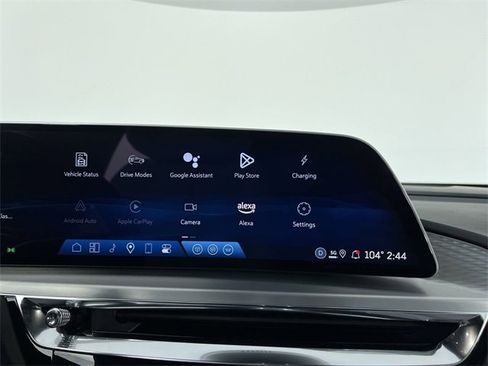 Certified 2025 Cadillac Lyriq Luxury image 14