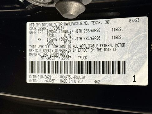Used 2023 Toyota Tundra Limited AWD/4WD image 33