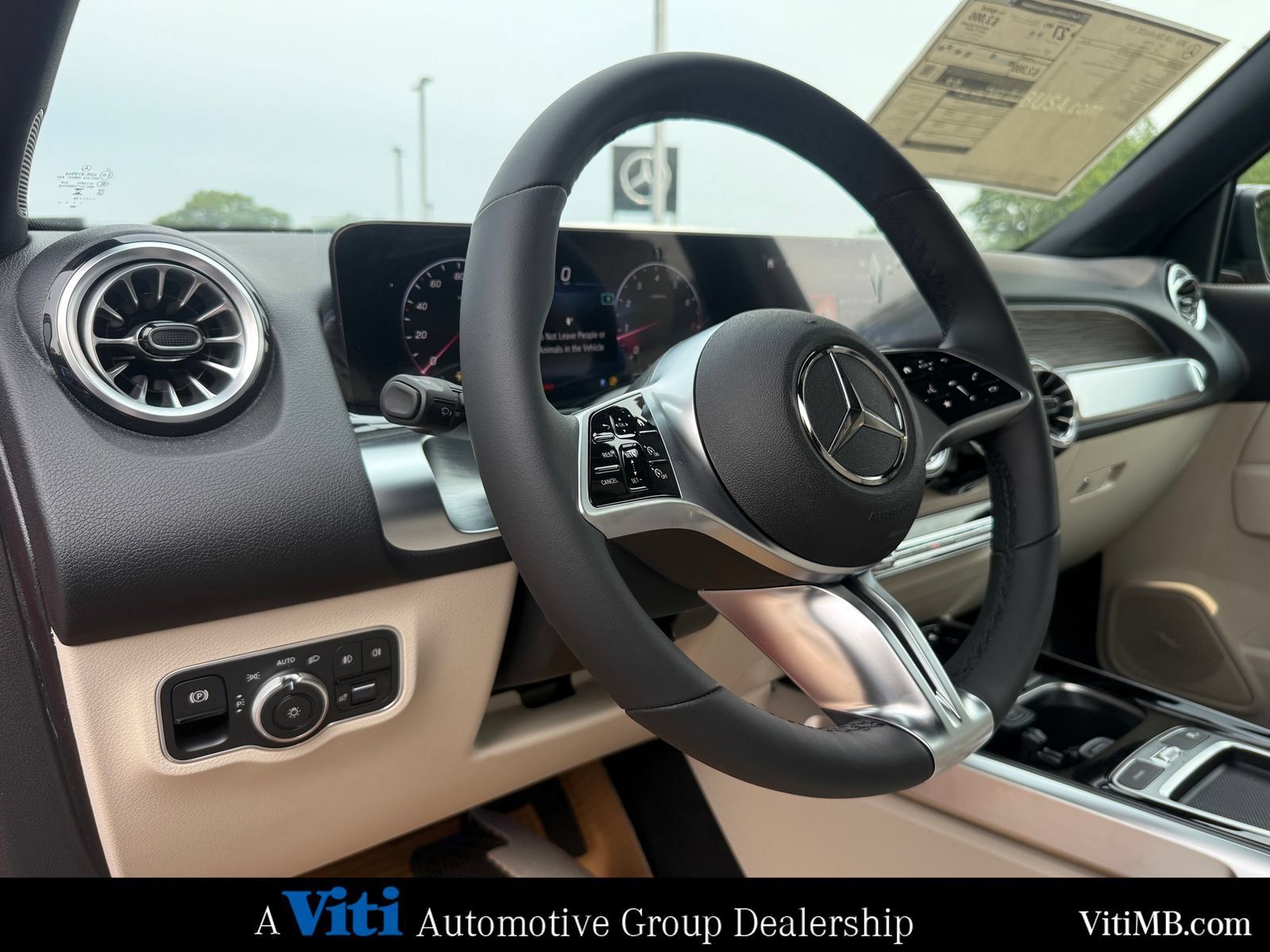 New 2026 Mercedes-Benz GLB 250 4MATIC image 12