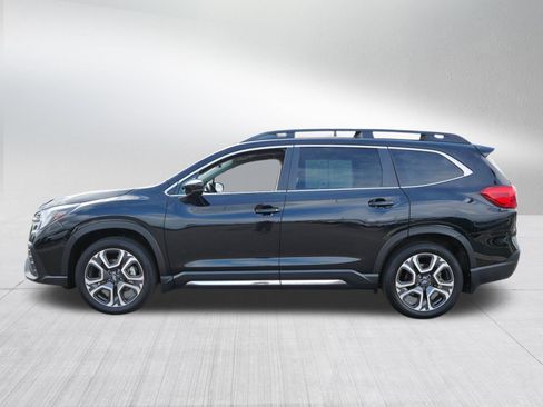 Certified 2024 Subaru Ascent Limited w/ Technology Package AWD/4WD image 4