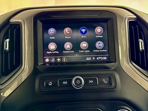 Used 2022 Chevrolet Silverado 2500 Custom w/ Custom Value Package image 28