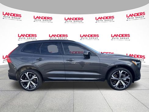 Used 2023 Volvo XC60 T8 Ultimate image 2