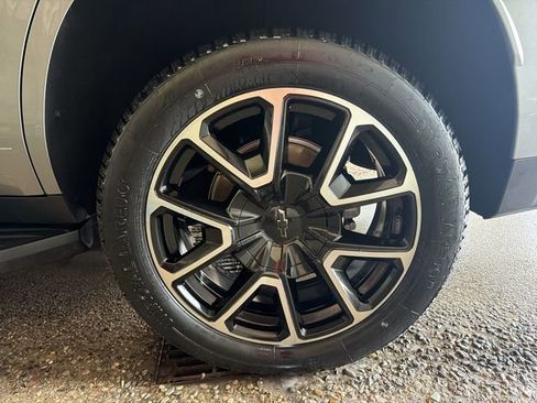 Used 2023 Chevrolet Tahoe RST image 10