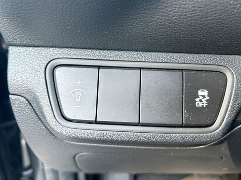 Used 2024 Kia Forte LXS FWD image 13