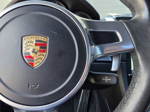 Used 2015 Porsche Cayman RWD image 17